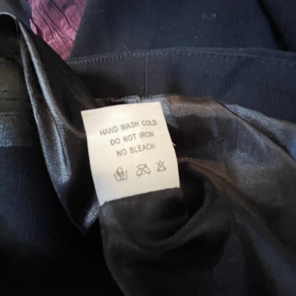 Anne Giorgio Women's Black with Ruffle Collar Crop Blazer Jacket Size Small - Picture 4 of 7